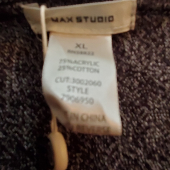 Max Studio Heathered Dark Grey Bell Sleeve Sweater Dress XL NWT - Picture 3 of 4